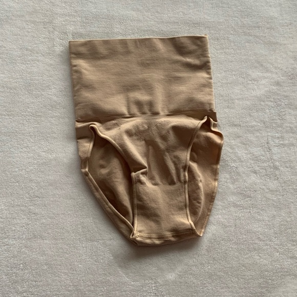 SKIMS Core Control Brief - Picture 3 of 5